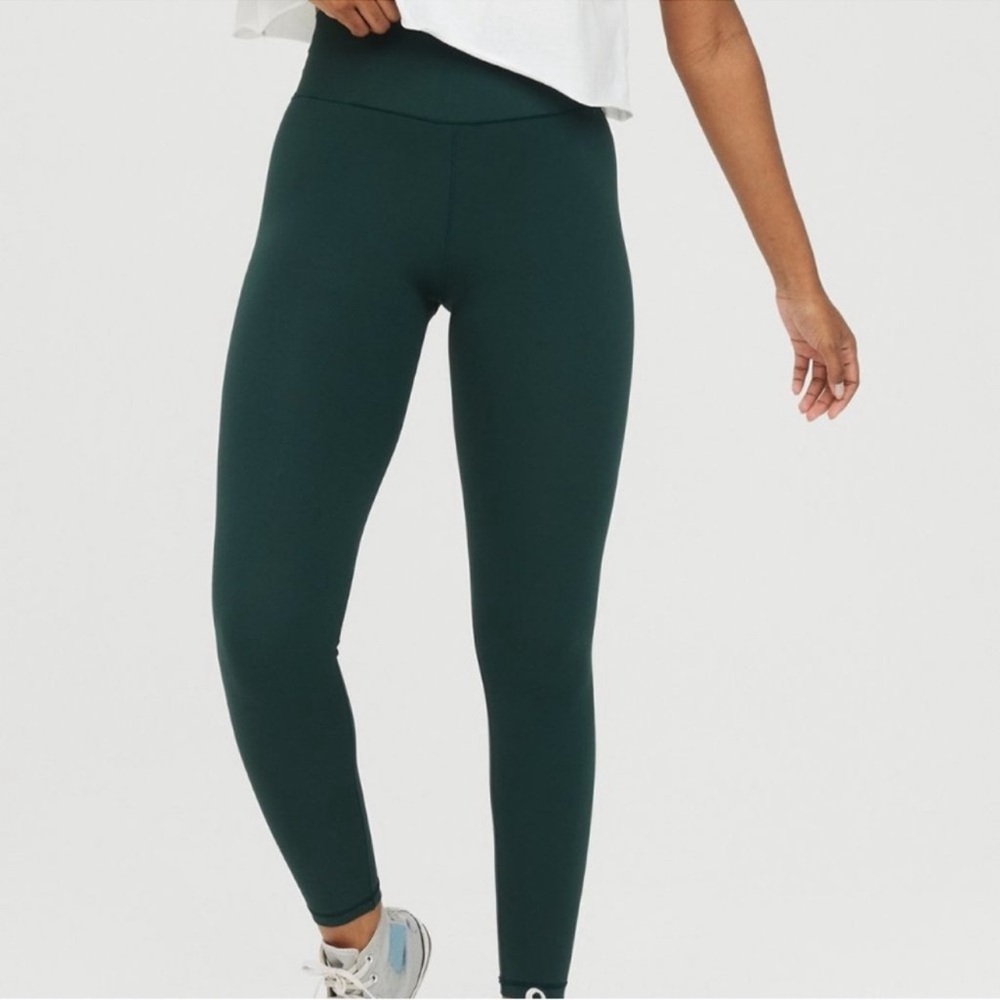 Women’s OFFLINE by Aerie Real Me Xtra Hold Up Hi Rise 7/8 Leggings Green Size S